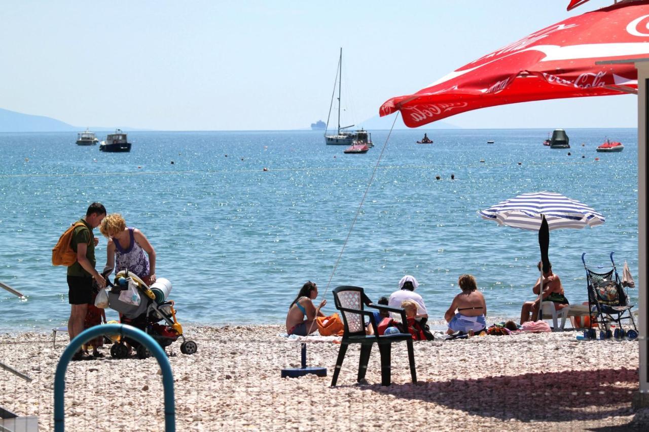 Apartments And Rooms With Parking Space Rabac, Labin - 12368 Exteriör bild