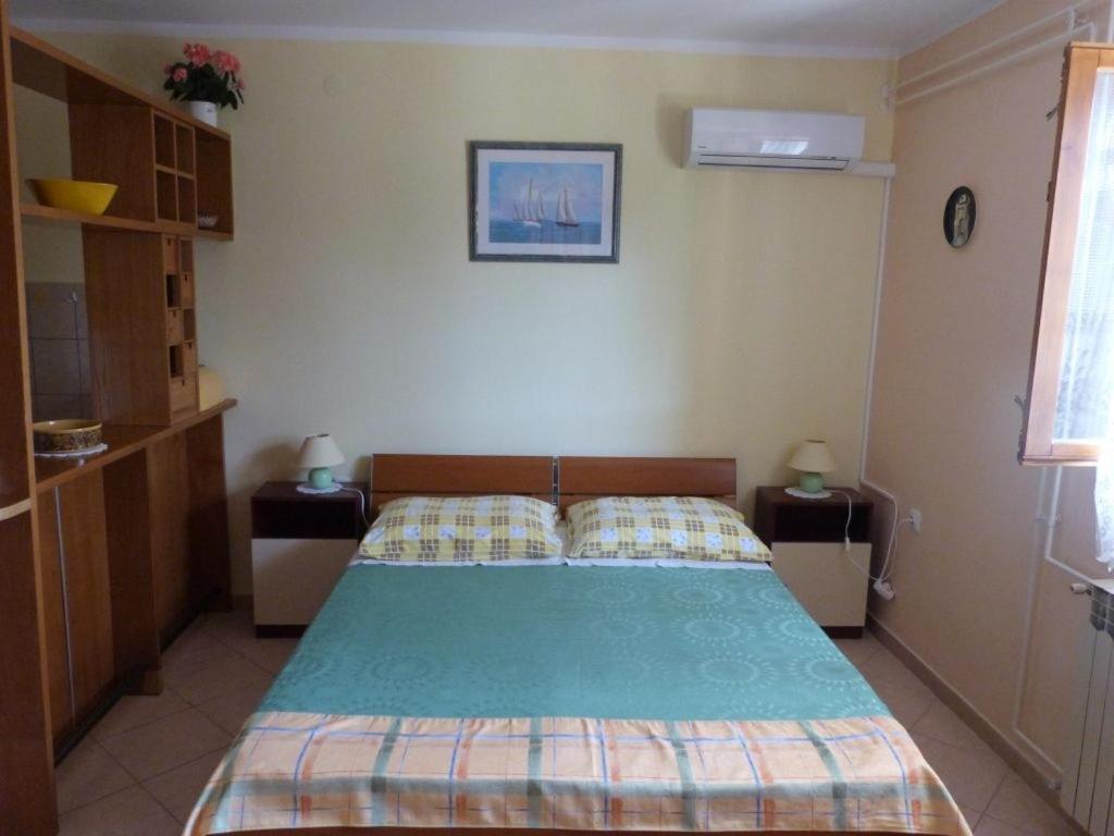 Apartments And Rooms With Parking Space Rabac, Labin - 12368 Exteriör bild