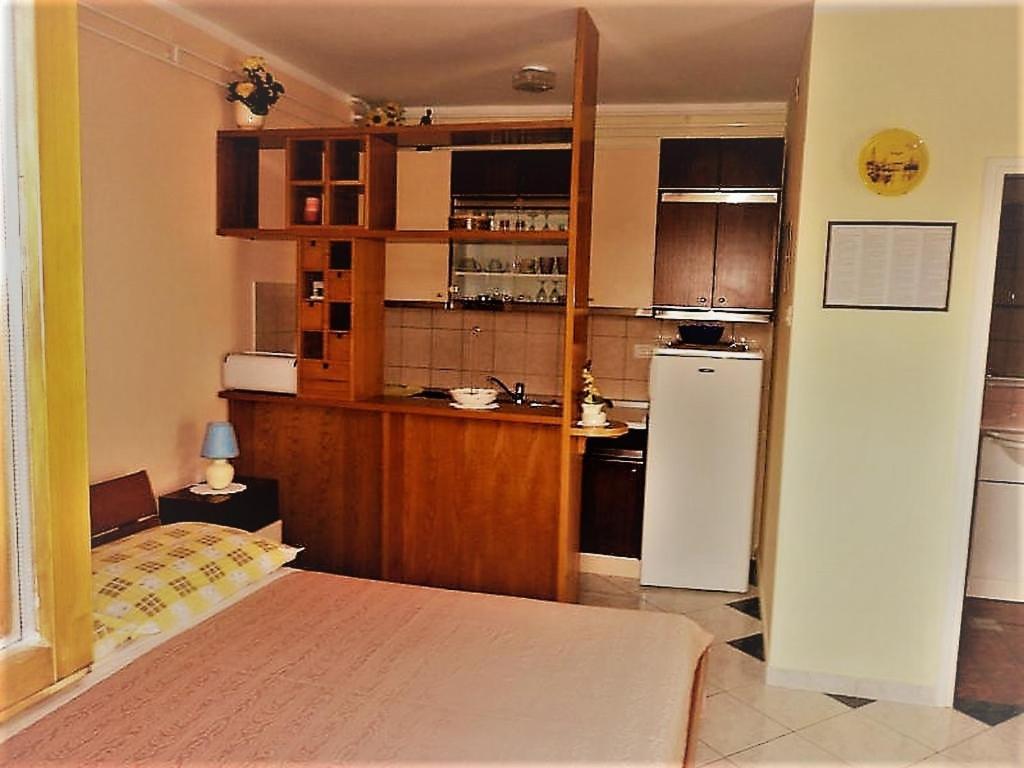 Apartments And Rooms With Parking Space Rabac, Labin - 12368 Exteriör bild