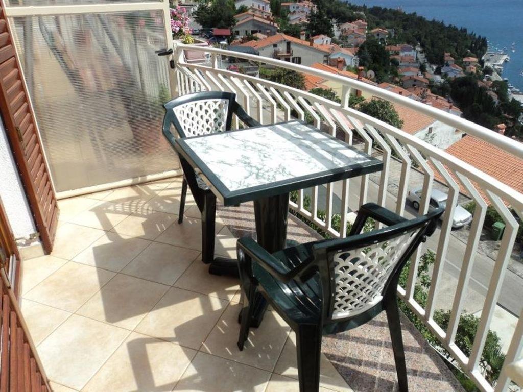 Apartments And Rooms With Parking Space Rabac, Labin - 12368 Exteriör bild